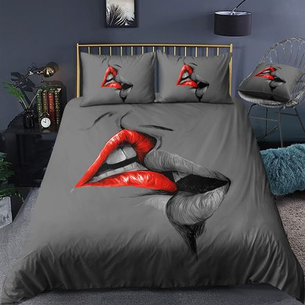 Lips Printed Bedding...