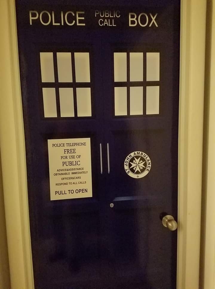 1pc Doctor Who Blue Wall Decal TARDIS Door Fathead-Style Graphic Vinyl Sticker 