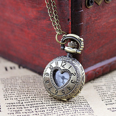 2014 Sweet Jewelry Hot Sale Heart Hollow out Antique Cold Color Fashion Delicate Charming Neckalce Pocket Watch for Women
