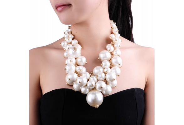 chunky pearl necklace