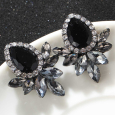 Paris fashion show Elegant Design Lady clear light Black Crystal long wedding dangle woman Earrings Main Color Black