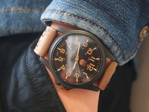 Men's Fashion Sport Watches Men Military Leather Band Quartz Wrist Watch