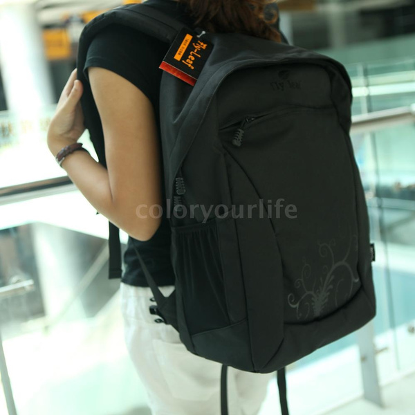 flyleaf camera backpack