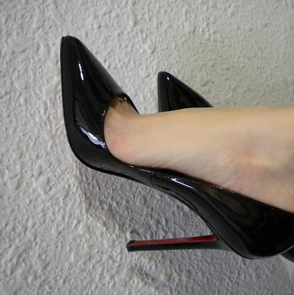 hot black high heel shoes
