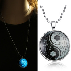 2015 New Glass Necklace Jewelry glowing necklaces for women men Glow in the dark necklace Yin Yang Pendants