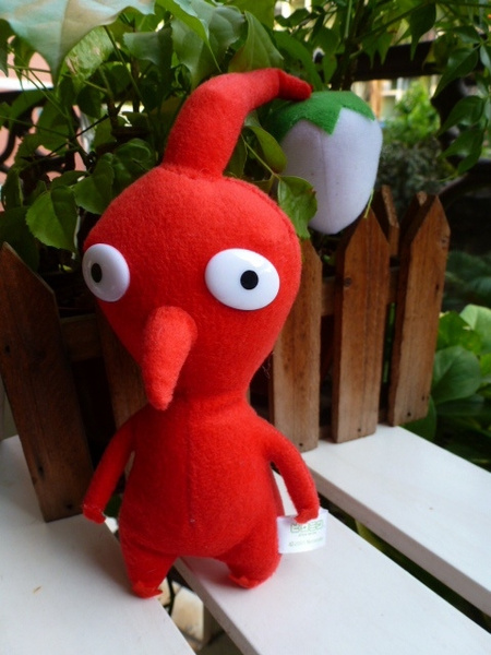 red pikmin plush