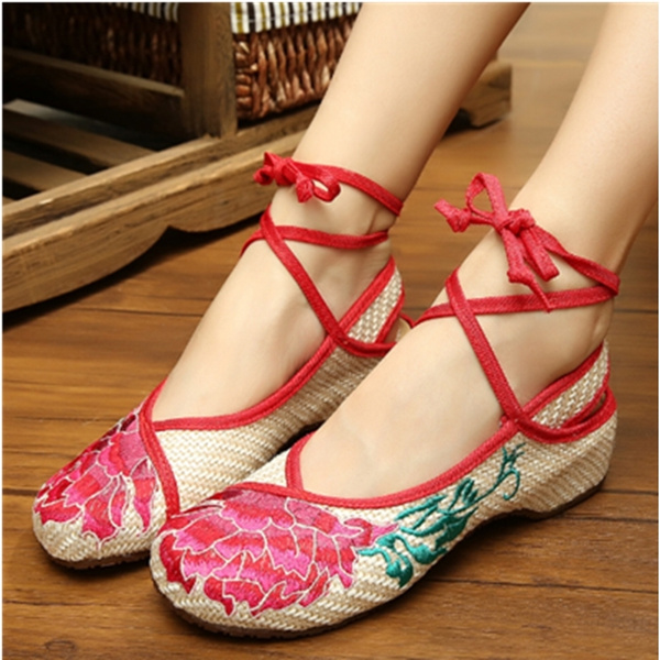 Tamaño grande 41 Hot Sale primavera mujeres pekín Zapatos de tela chino bordado de la ocasional sandalia pisos de baile Zapatos de Mujer | Wish