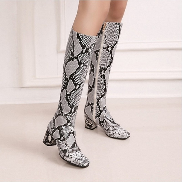 Tamaño grande 34-43 mujeres botas de serpiente 100% simulación serpiente en  relieve rodilla botas Sexy de invierno Knight botas mujer botas de montar  gruesa del talón del zapato | Wish
