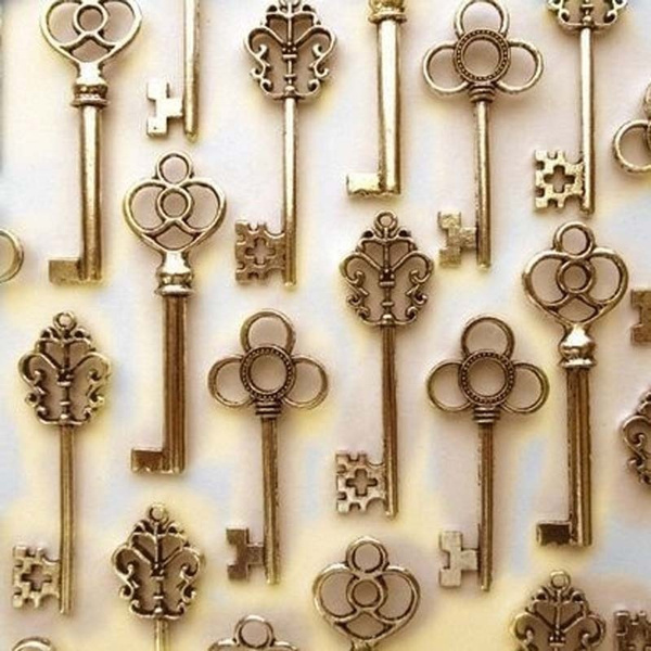 Details about   50Pcs Extra Large Antique Bronze Finish Skeleton Keys Bronze Key Decoration 
