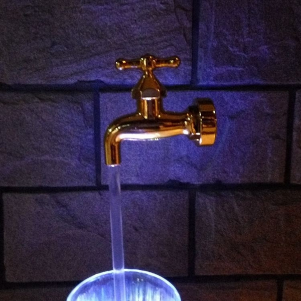 LED Magic Faucet Mug Colorful Night Light Water Floating Fountain Faucet HF 