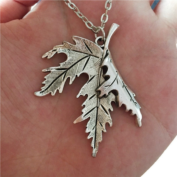 New Women Unique Jewelry Canada National Flag Symbol Silver Big Folded  Maple Leaf Pendant 70CM Long Chain Punk Leaves Necklace
