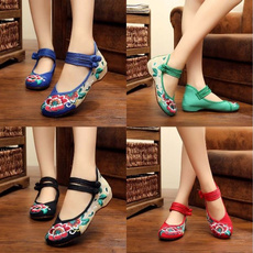 Chinese Style Hibiscus Flower Embroidered Shoes Women Old Beijing Cloth Shoes Square Dance Shoes