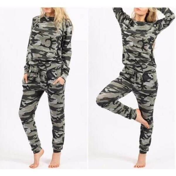 Camouflage tracksuit hot sale ladies