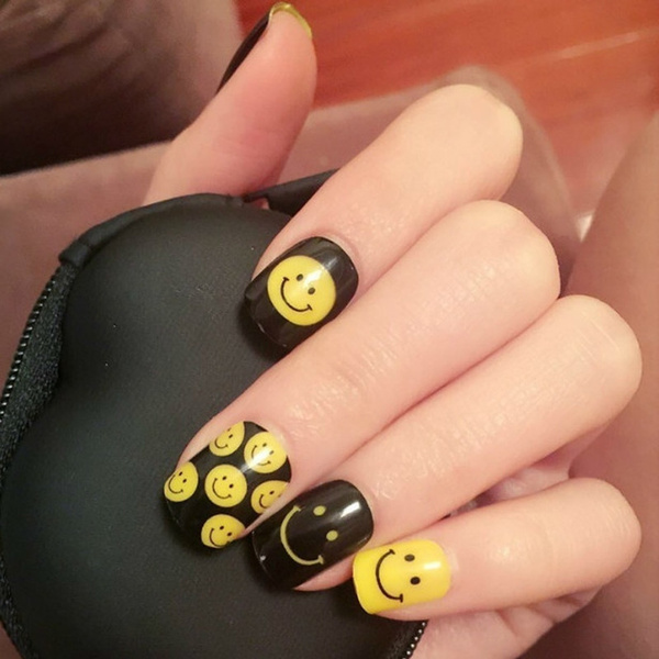smile nail designs