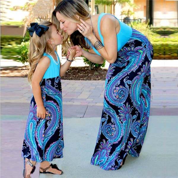 mother and baby girl matching outfits