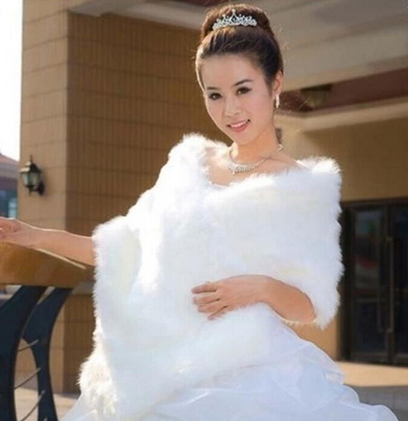 ivory faux fur wedding shawl