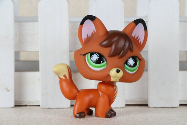 Littlest Pet Shop #807 Orange Redish Brown Firefox Fox Green Eyes Dog LPS 