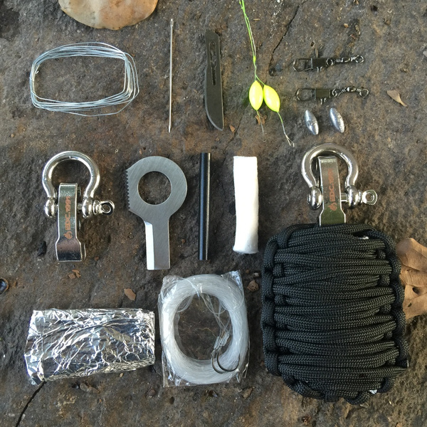 Carabiner Grenade Outdoor Survival Kit 550 Paracord Fishing with Fire Starter 
