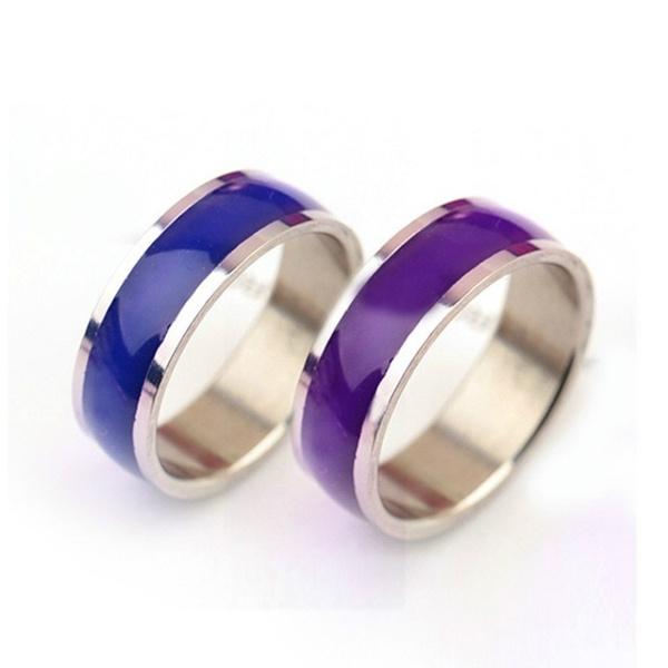 Male deals mood ring