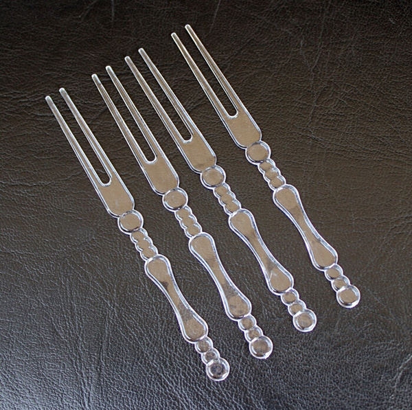 100Pcs Home Dining Disposable Plastic Food Cake Fruit Fork Picks Skewer