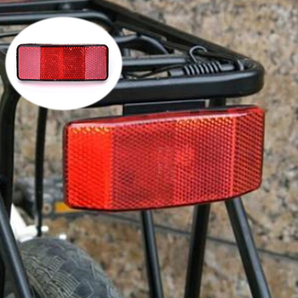 bicycle tail light for rear rack