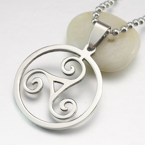 Sterling Silver Large Triskele In Circle Pendant main image 1