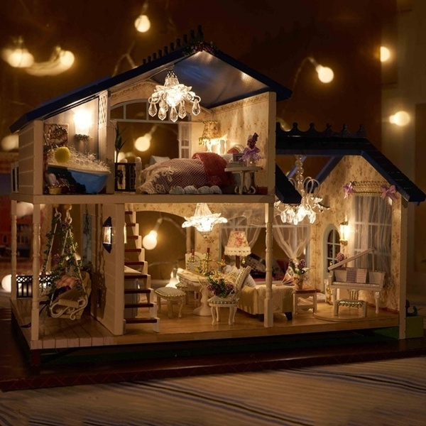luxury dollhouse