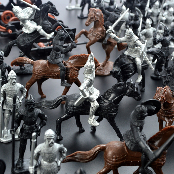 28PCS Medieval Knights Warriors Horses Kid Toy Soldiers Figures Model 