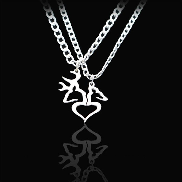 D386 Browning Deer Pendant Necklace Accessories Women Creative Chain 