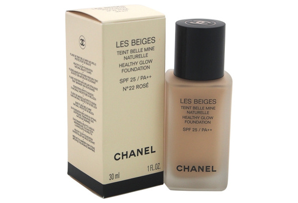 Les Beiges, the new foundation by Chanel - LipstickPost