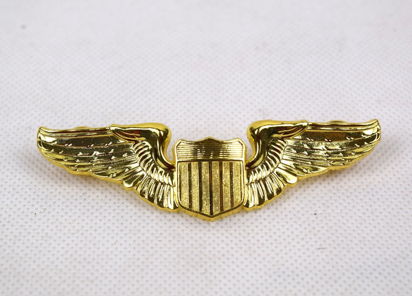 U S Air Force Wings Military Retractable ID Holder Badge Reel (Gold)