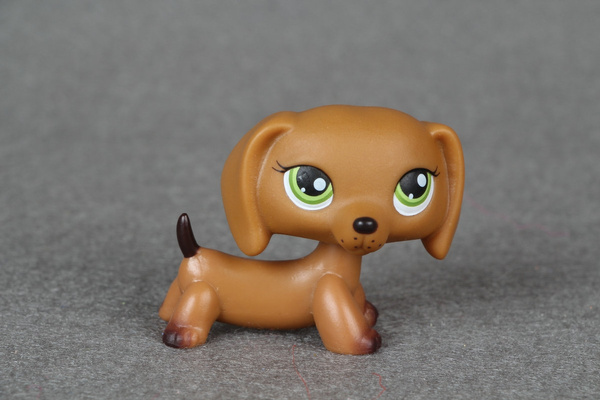 Littlest Pet Shop LPS633 Figure Brown Dachshund Dog Puppy with Green Eyes 