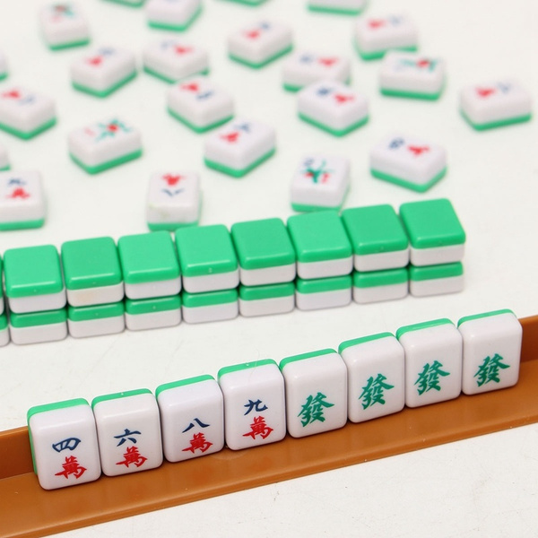 CIYODO 1 Conjunto Mahjong Portátil Mini Mahjong Jogo Interativo Familiar  Mahjong Tamanho Portátil Jogo De Tabuleiro Tradicional Chinês Jogo Mahjong  Melamina Viagem Vintage Mesa De Mahjong