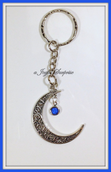 Moon keychain,moon gifts key ring,Crescent Moon Keychain with Initial,Half Moon Key chain Crescent Moon Gift-19001841