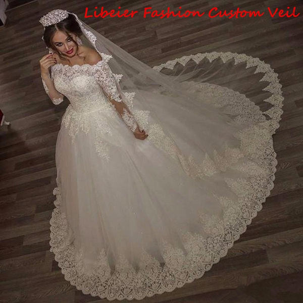 White Ivory Wedding Dress with Veils