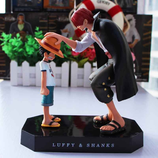 luffy and shanks figure