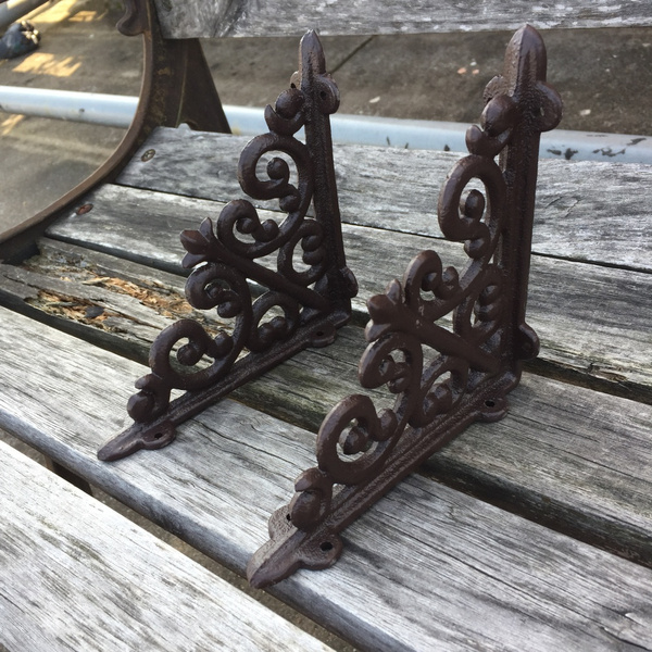 2 Cast Iron Antique Style HUGE Brackets Garden Braces RUSTIC Shelf Bracket Brace 