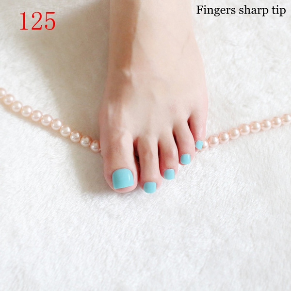 baby blue toenails