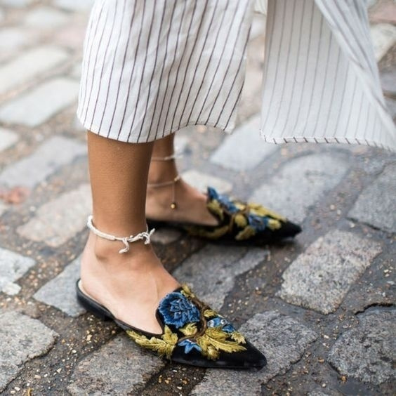 womens embroidered mules