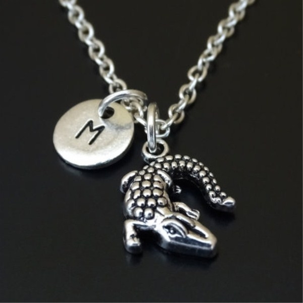 alligator pendant