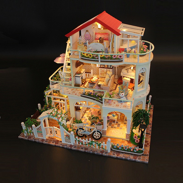 DIY Wooden Doll House Kit Miniature Villa Buildings with Furniture LED Light