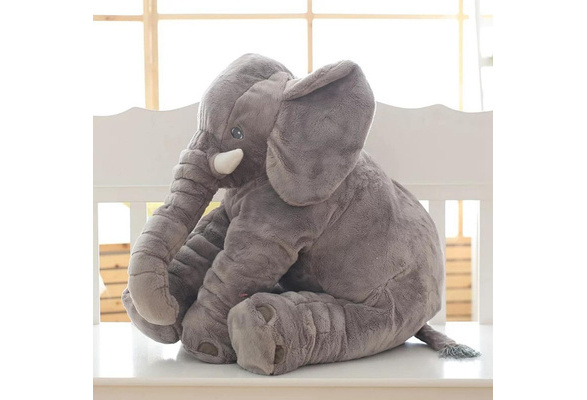 elephant en peluche geant