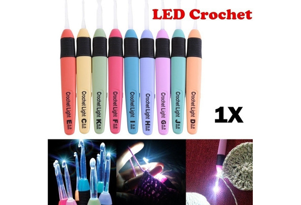 Hot Sale 9 Sizes/Set Hook Crochet with LED Light Sewing Tools 2.5