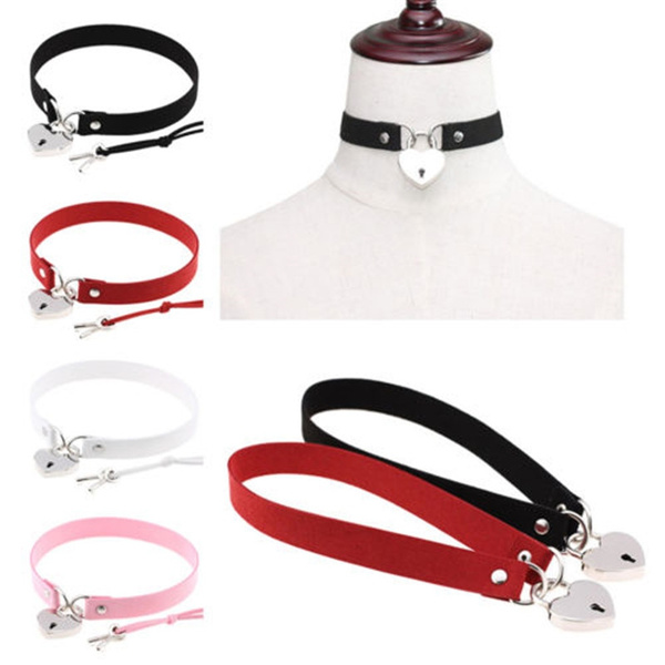 dog collar with lock and key