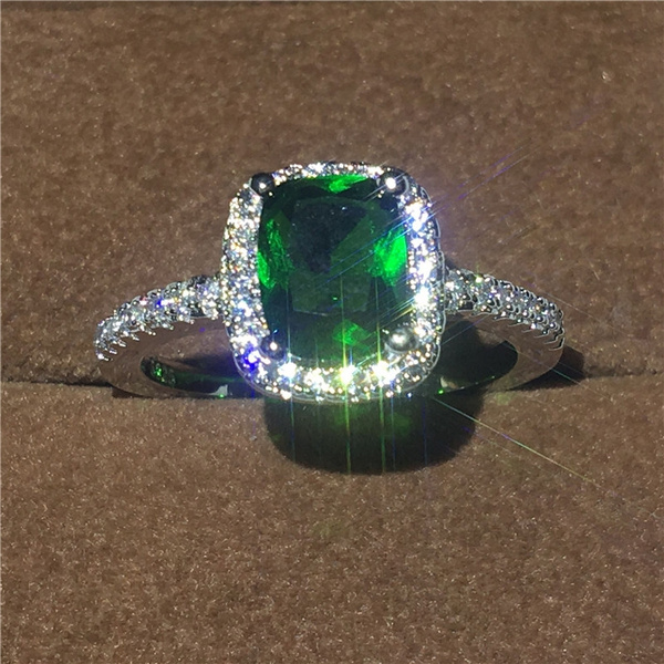 Women's Cushion Emerald Engagement Ring Set