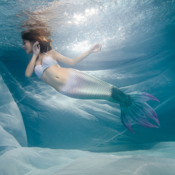 Swimming costume hot sale mermaid tail