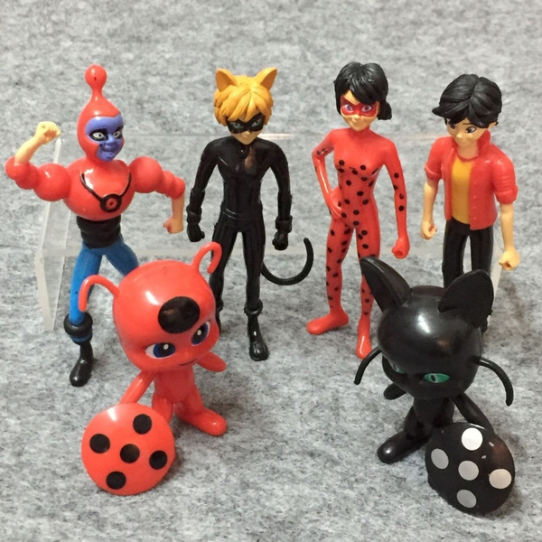 Miraculous Ladybug Cat Noir Action Doll