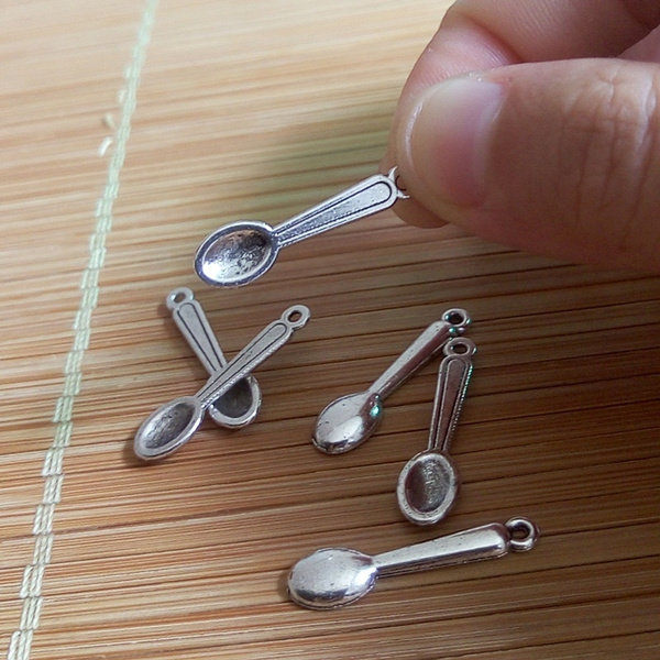 50PCS Silver Dollhouse Spoon Metal Mini Spoons Alloy Crafts DIY Miniature  Spoon Fake Food Jewelry Charm Bead Finding