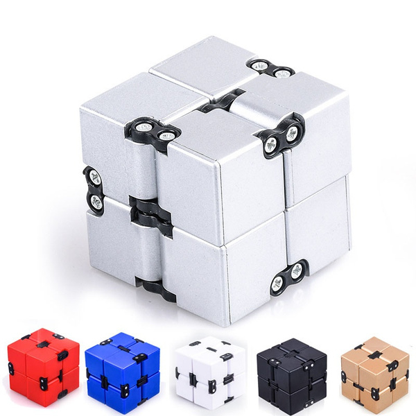 Mini cube Antistress infini MultiBoutons –