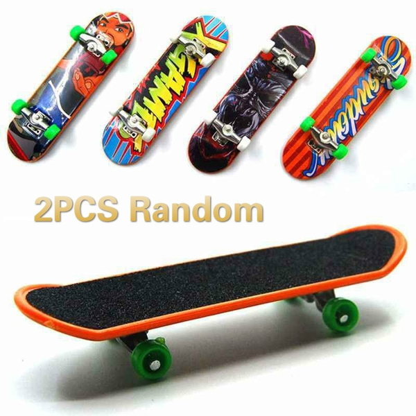 9 Finger Skateboard Fingerboard Skate Board Kids Deck Mini Party Toy Set 